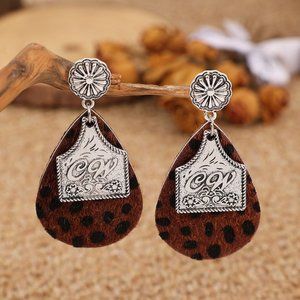 Retro Leopard Letter Carved Geometric Dangle Earrings